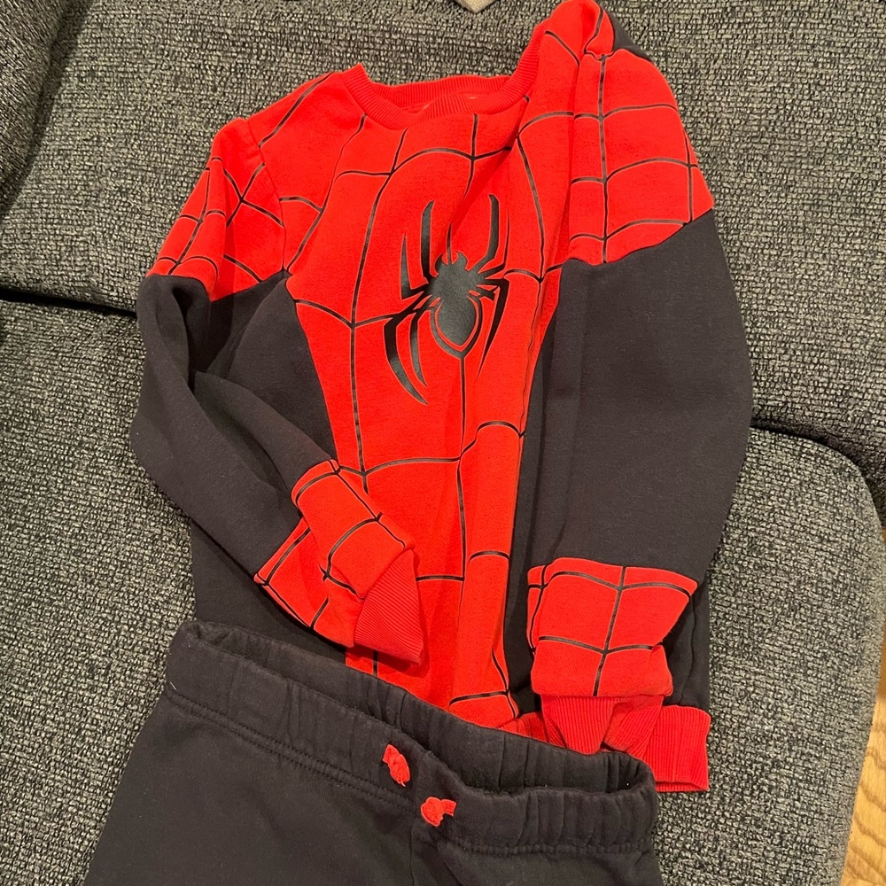 H&M Marvel Red and Black Jogger Set
